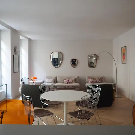 Appartamento Beautiful Bright Near Champs Elysées *